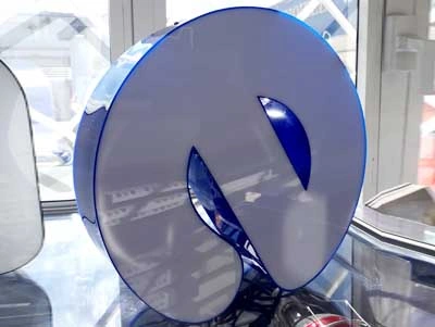 Lettere singole realizzate in plexiglass Lettere singole realizzate in plastica