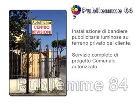 Insegna a bandiera su palo Bandiere luminose con palo